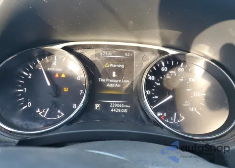 2014 Nissan Rogue S из США, поврежденный, VIN 5N1AT2MT5EC759854